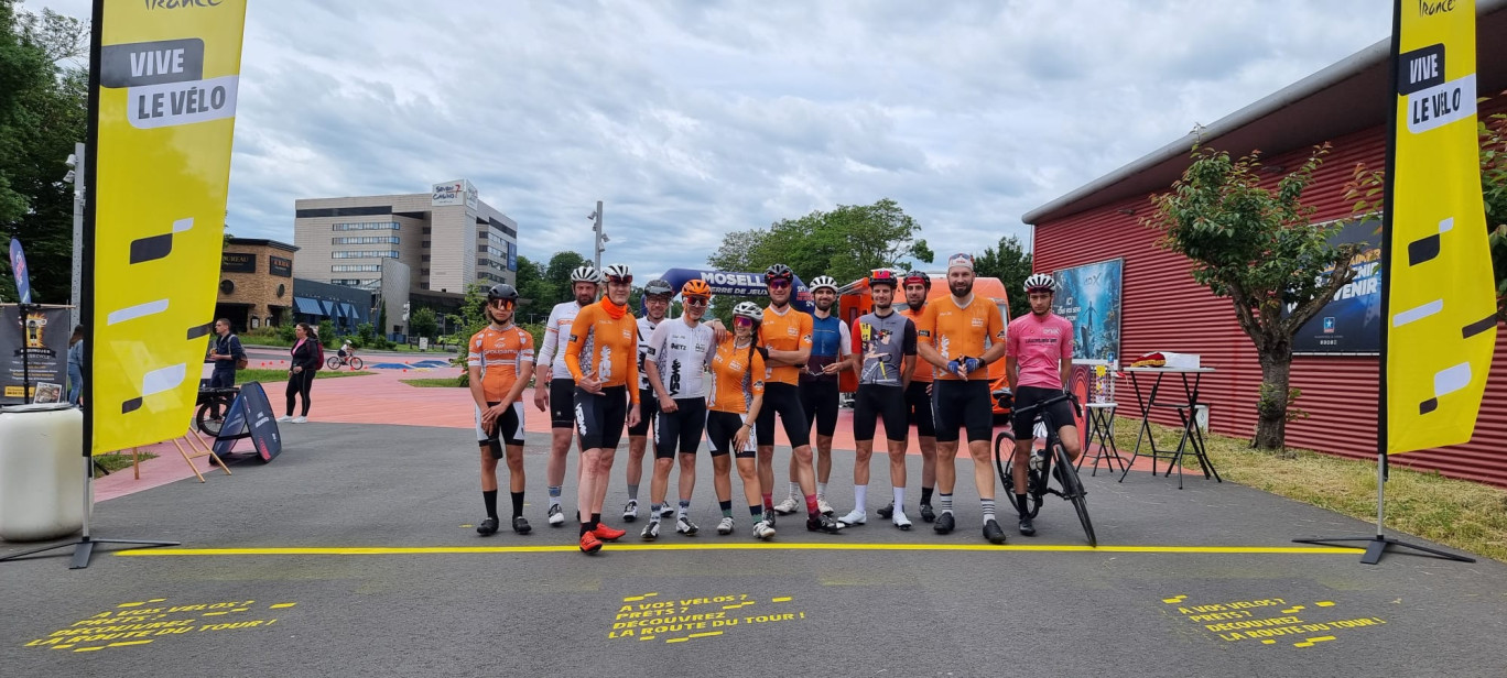 Sur la future ligne d'arrivée de l'étape amnévilloise du Tour de France Féminin avec Zwift. © Ville d'Amnéville.