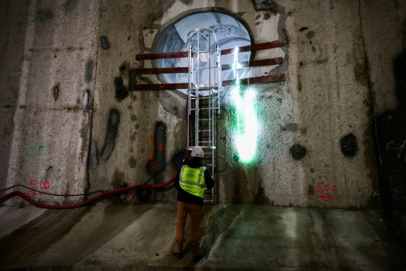 Le chantier du bassin d'Austerlitz, un bassin de stockage et de traitement des eaux de la Seine, à Paris le 13 mars 2024 © Anne-Christine POUJOULAT