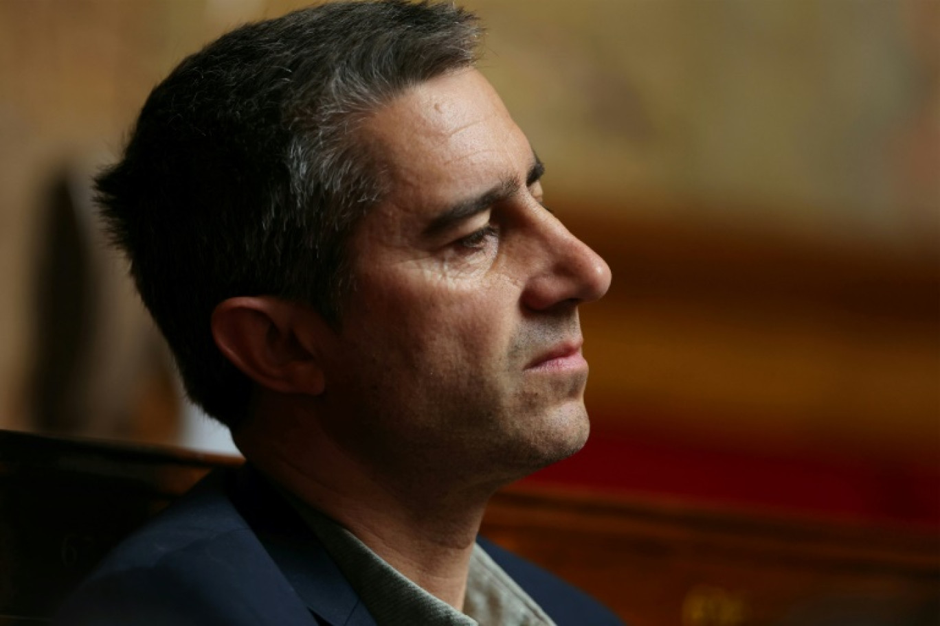 Le député La France insoumise François Ruffin assiste à une séance de questions au gouvernement à l'Assemblée nationale, à Paris, le 30 avril 2024 © Thomas SAMSON