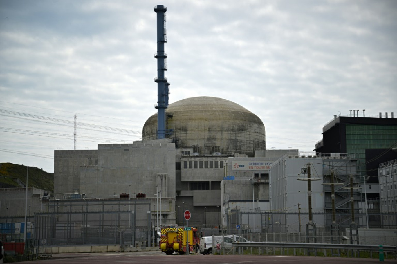 La centrale nucléaire de Flamanville, le 25 avril 2024 dans la Manche © Lou BENOIST