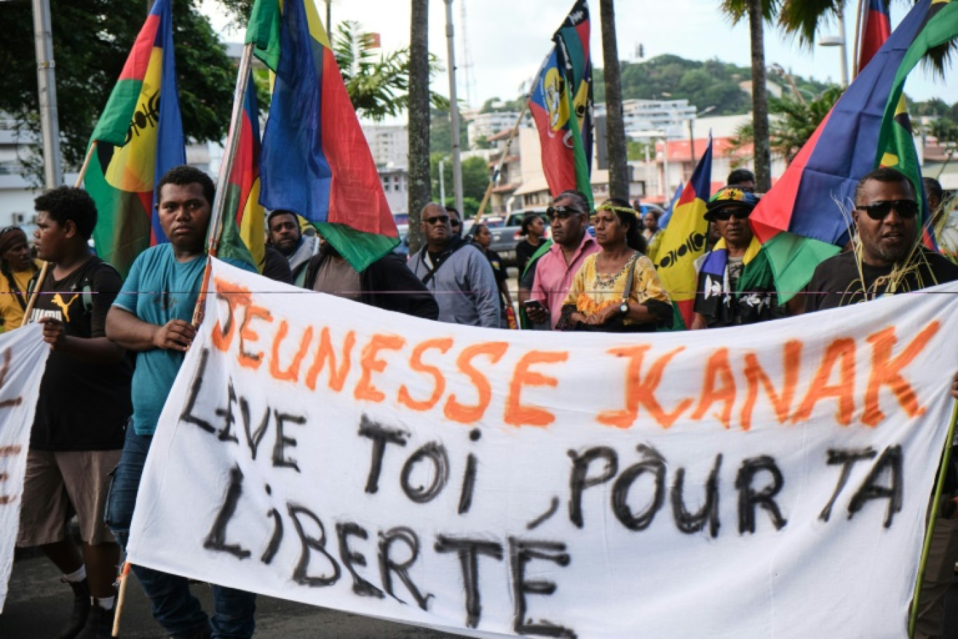 Loyalistes et indépendantistes organisent chacun une manifestation en Nouvelle-Calédonie, Nouméa, le 13 mai 2024 © Theo Rouby