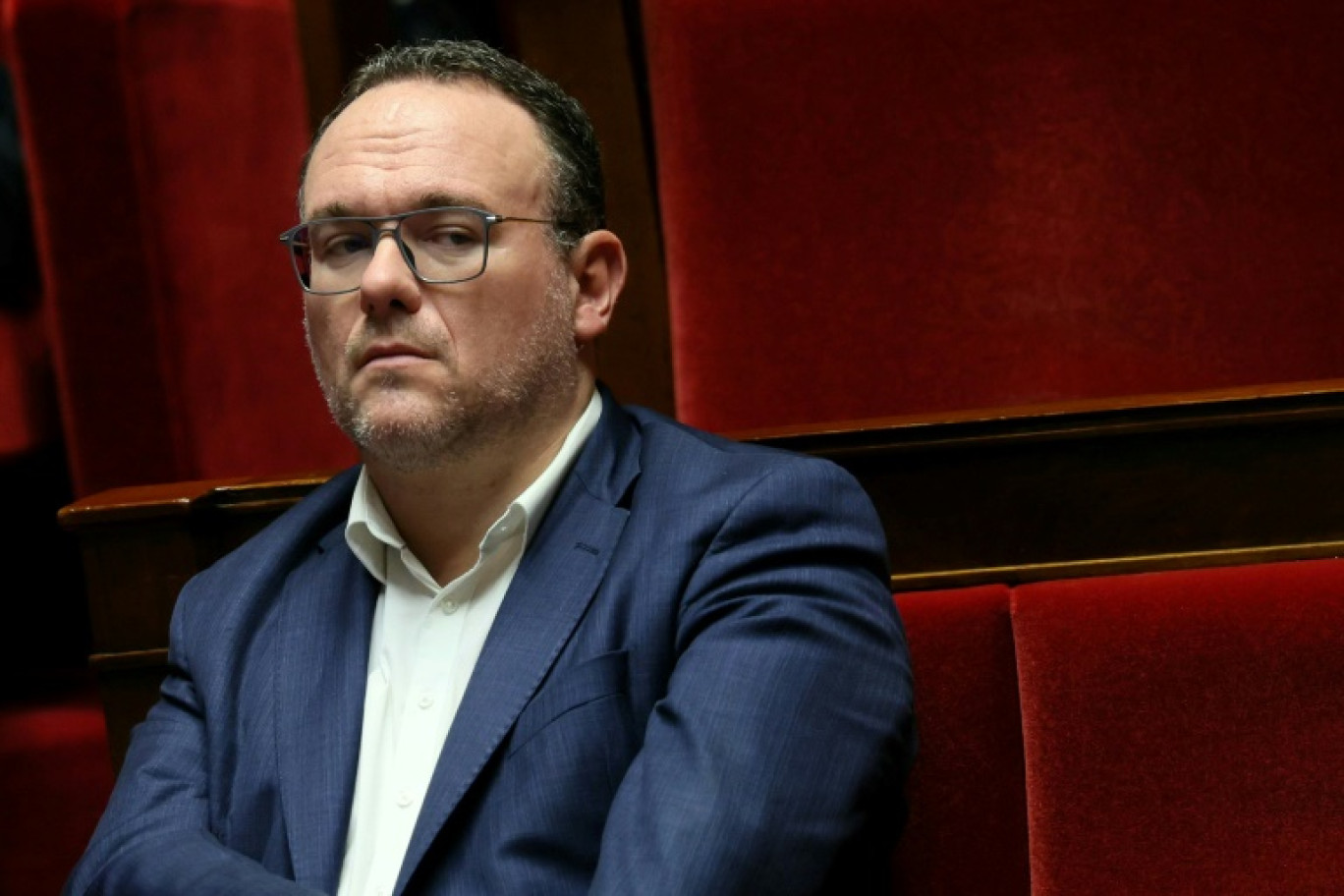 Damien Abad, député du groupe Renaissance, assiste à une séance de questions au gouvernement à l'Assemblée nationale, le 13 décembre 2023 à Paris  © ALAIN JOCARD