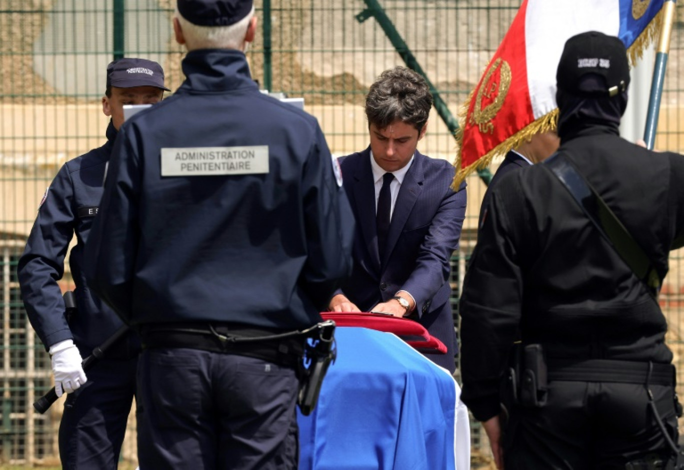 Hommage national à Caen le 22 mai 2024, en présence du Premier ministre Gabriel Attal, aux deux surveillants pénitentiaires tués le 14 mai à Incarville (Eure) © Teresa Suarez