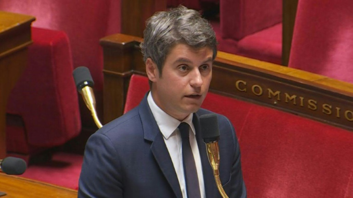 Rachat de Biogaran: Gabriel Attal promet une "vigilance exceptionnelle"