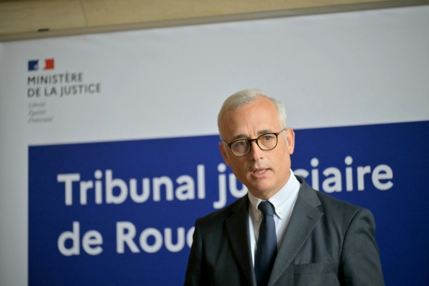 Le procureur de la République de Rouen Frédéric Teillet lors d'une conférence de presse à Rouen, le 17 mai 2024 © LOU BENOIST