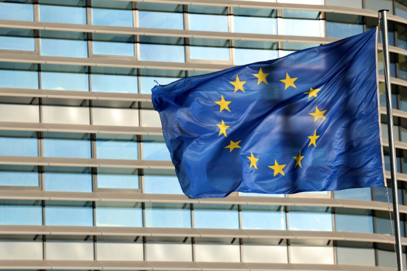 Le drapeau européen à Strasbourg, le 23 avril 2024 © FREDERICK FLORIN