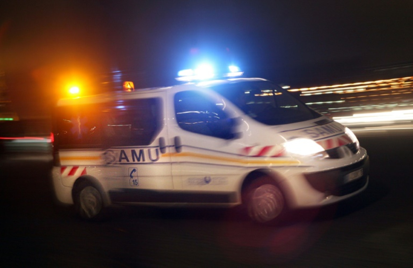 Quatre personnes, un mineur et trois jeunes âgés d'une vingtaine d'années, sont mortes dans la nuit de samedi à dimanche dans un accident de la route à Libourne, en Gironde © LOIC VENANCE