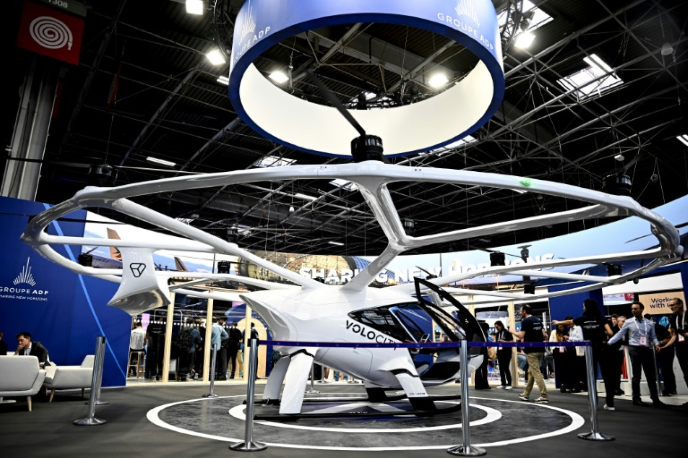 Le taxi volant VoloCity créé par la société Volocopter présenté au salon de l'innovation Vivatech à Paris, le 22 mai 2024 © JULIEN DE ROSA