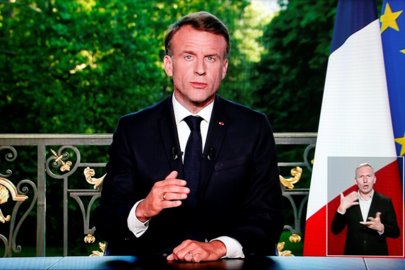 Capture d'écran du président Emmanuel Macron lors de son allocution télévisée pour annoncer la dissolution de l'Assemblée nationale le 9 juin 2024 à Paris © Ludovic MARIN