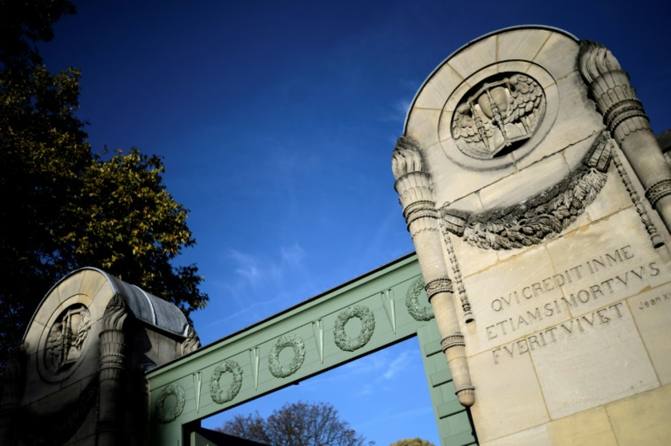 Proches et admirateurs viendront dire adieu au cimetière du Père-Lachaise à Françoise Hardy, décédée à 80 ans © STEPHANE DE SAKUTIN