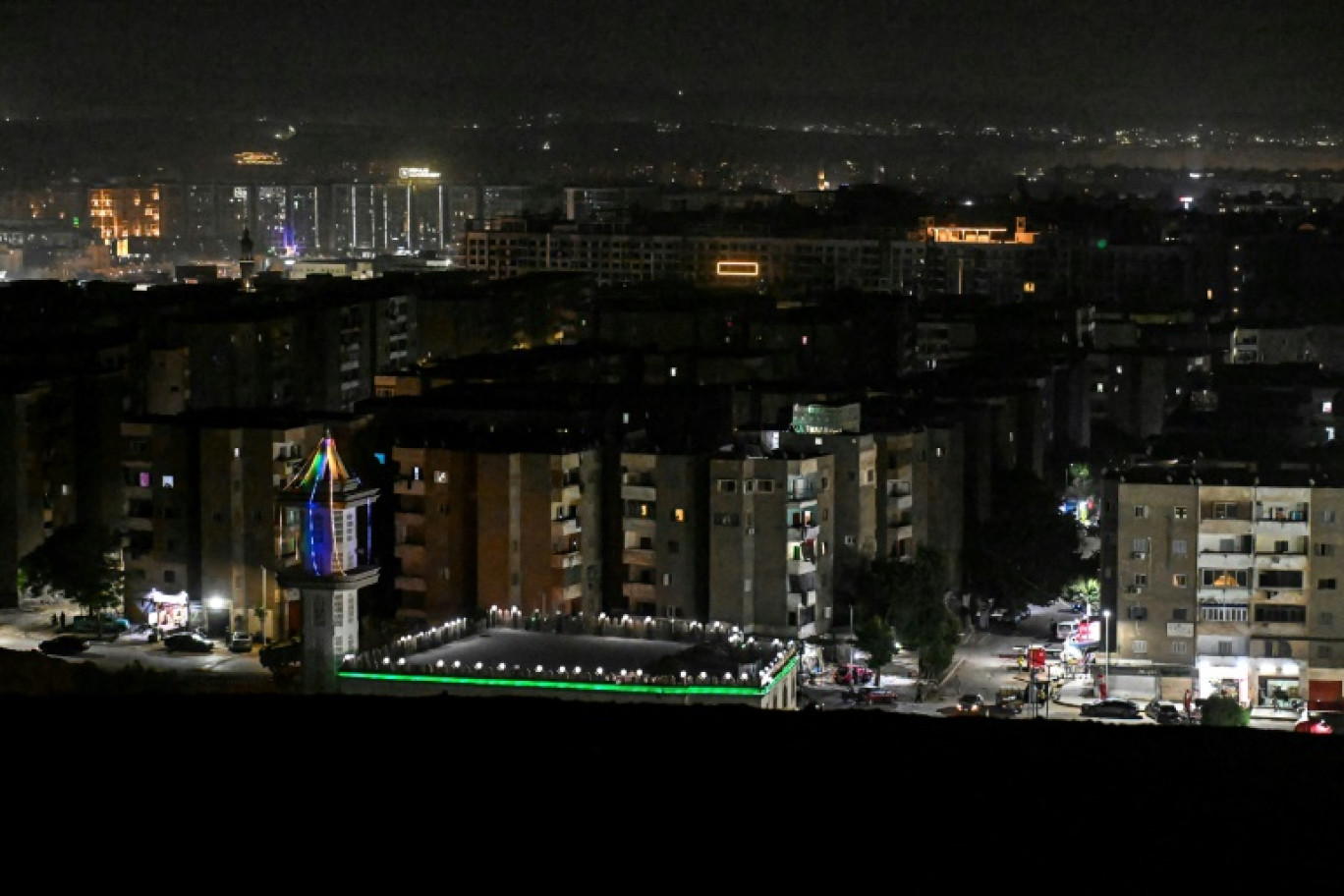 Des quartiers plongés dans le noir au Caire, le 25 juin 2024 © Khaled DESOUKI