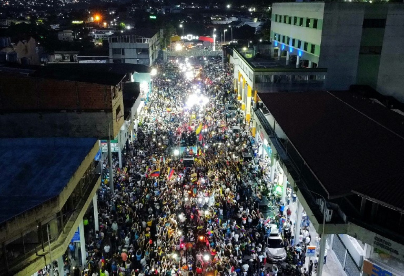 Les partisans de Maria Corina Machado lors d'un rassemblement de campagne électorale à San Cristobal, État de Tachira, Venezuela, le 28 juin 2024 © Schneyder Mendoza