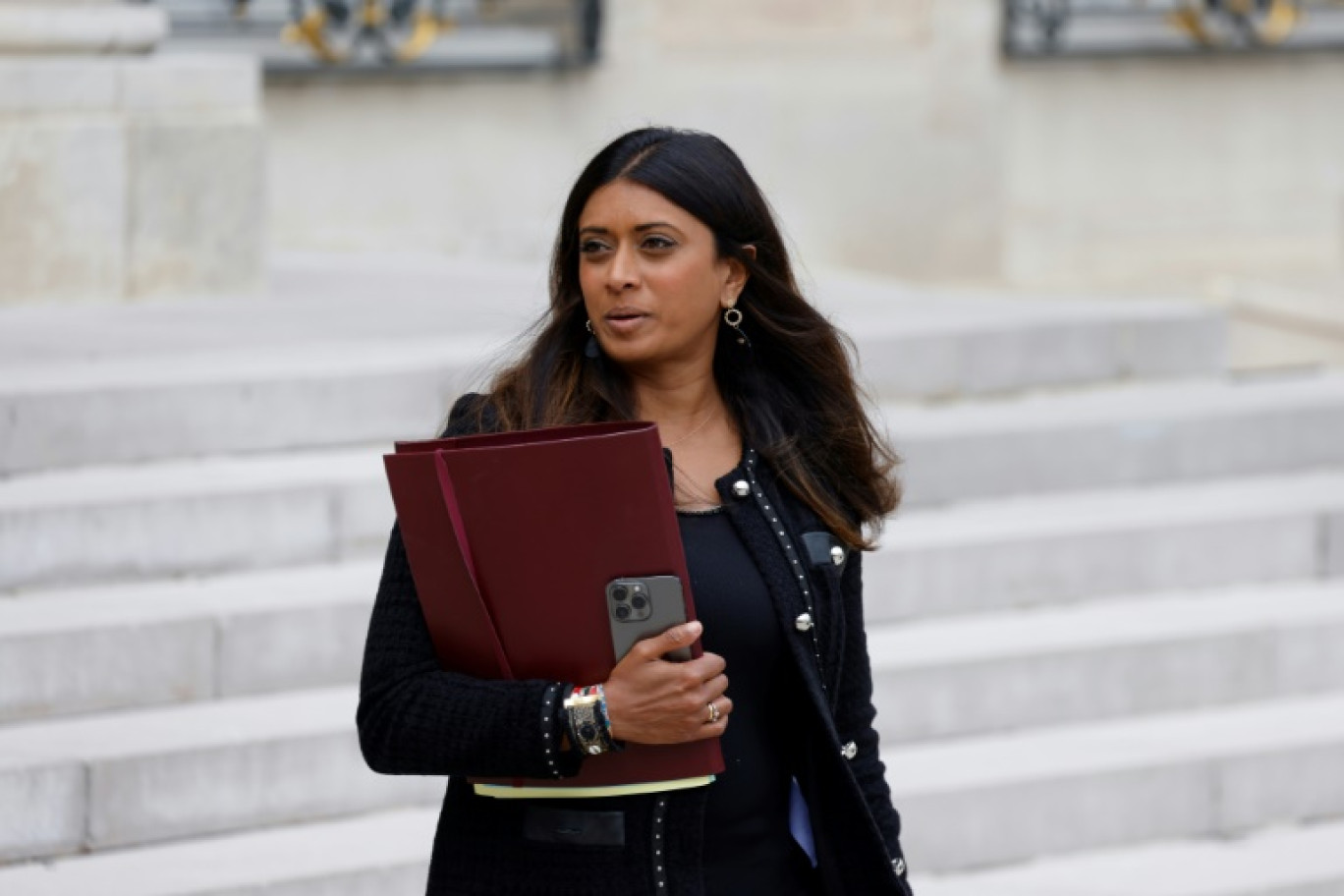 La porte-parole du gouvernement Prisca Thevenot à la sortie de l'Elysée, le 3 juillet 2024 à Paris © Ludovic MARIN