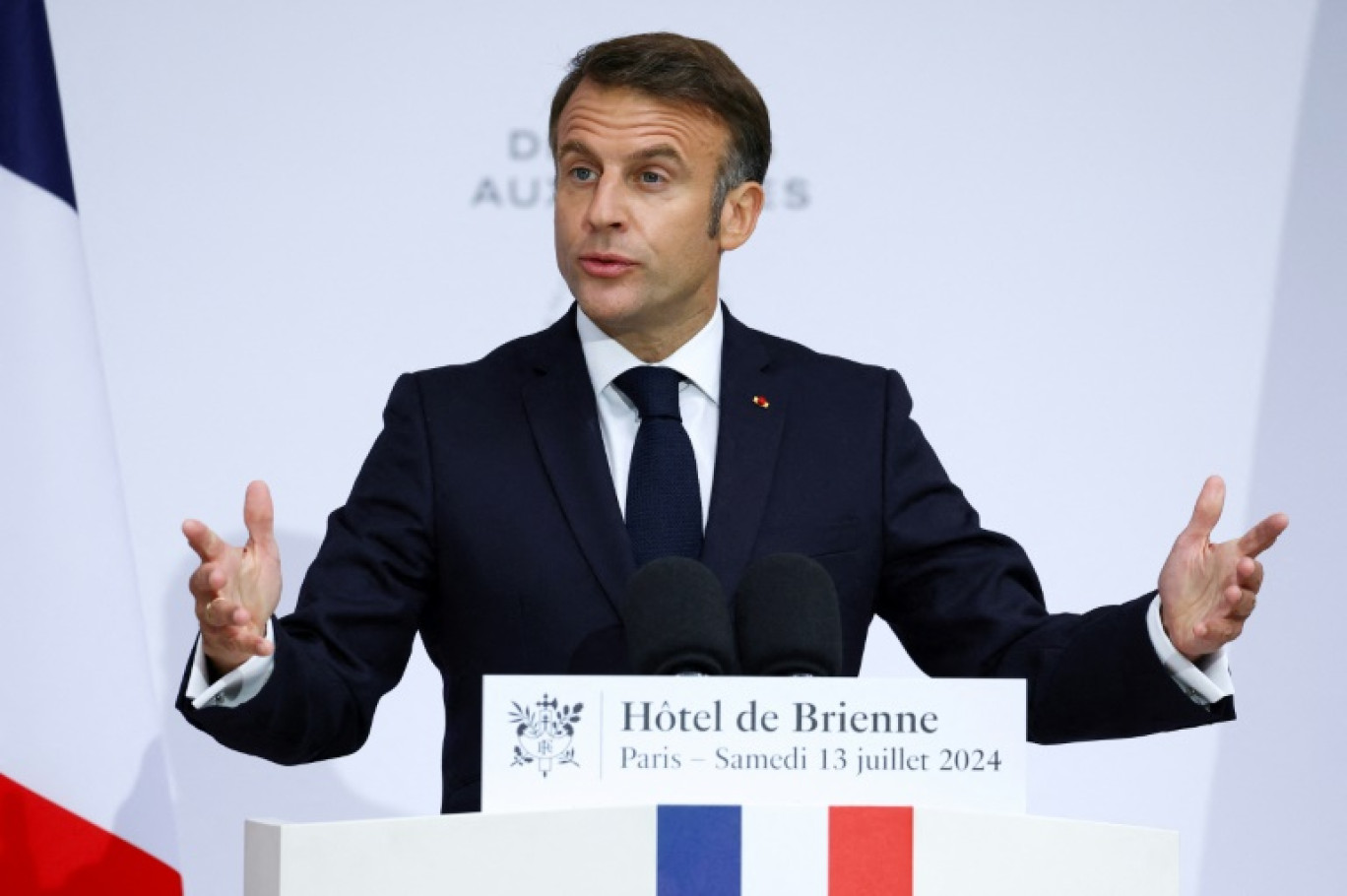 Le président Emmanuel Macron lors de de sa traditionnelle allocution aux armées, le 13 juillet 2024 à Paris © Stephanie Lecocq