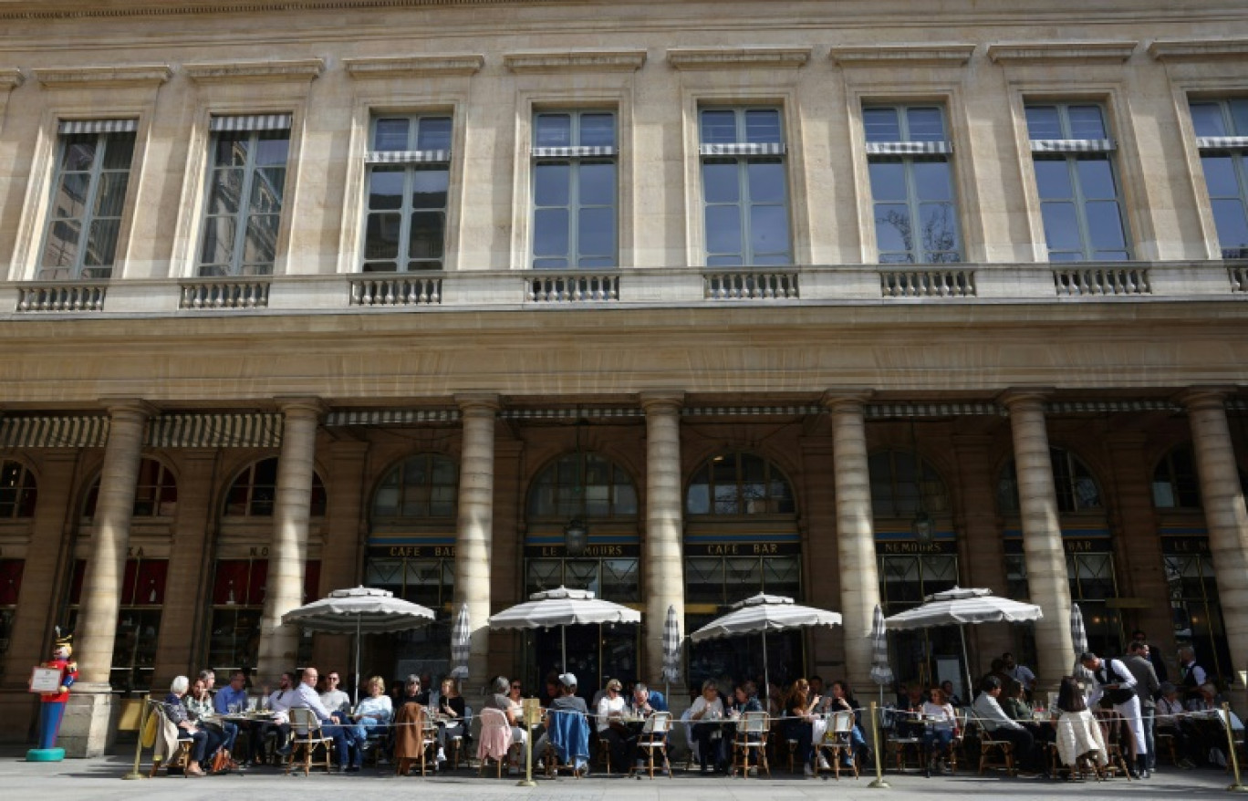 Plusieurs fédérations représentant commerçants, exploitants de restaurants, bars et clubs à Paris déplorent "une baisse d'activité et de fréquentation inédite", pointant "les lourds dispositifs de sécurité" liés aux Jeux olympiques © Emmanuel DUNAND