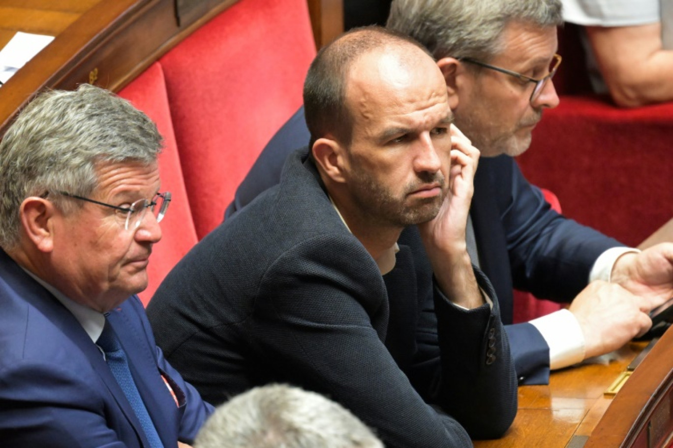 Le député et coordinateur de LFI Manuel Bompard (C) à l'Assemblée nationale le 18 juillet 2024 à Paris © Bertrand GUAY