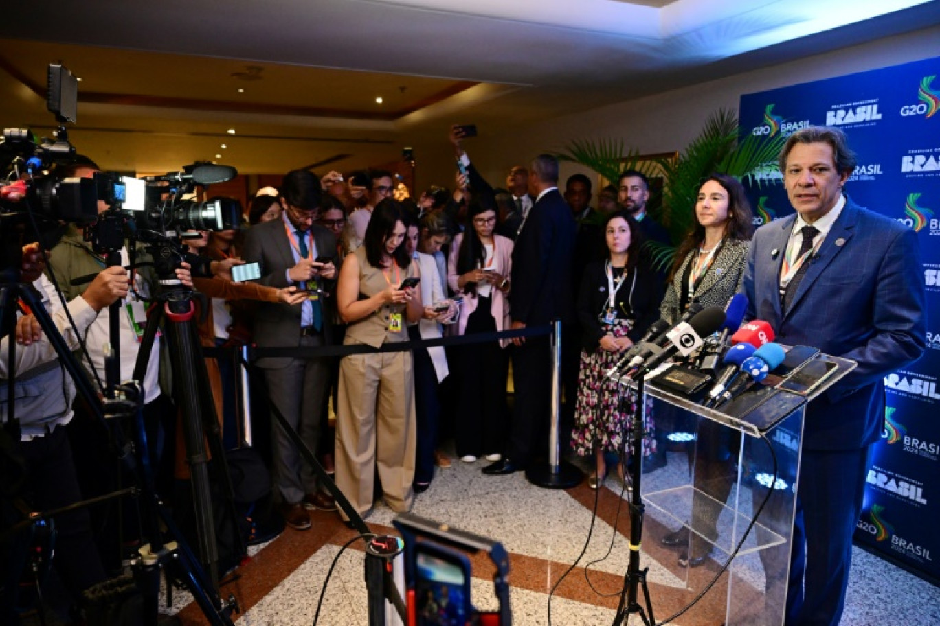 Le ministre brésilien des Finances Fernando Haddad, lors d'une conférence de presse, le 26 juillet 2024, à l'occasion d'un G20 Finances © Pablo PORCIUNCULA