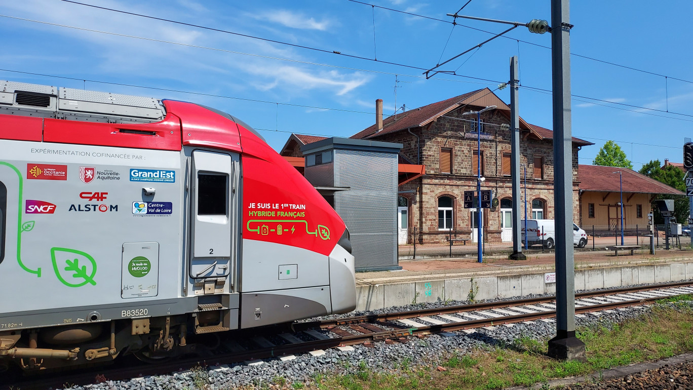 © Région GRAND EST ﻿Après l’Occitanie et la Nouvelle Aquitaine, c’est au tour du Grand Est d’expérimenter un train régional hybride sur la ligne commerciale Strasbourg-Sarreguemines jusqu’au 24 novembre.