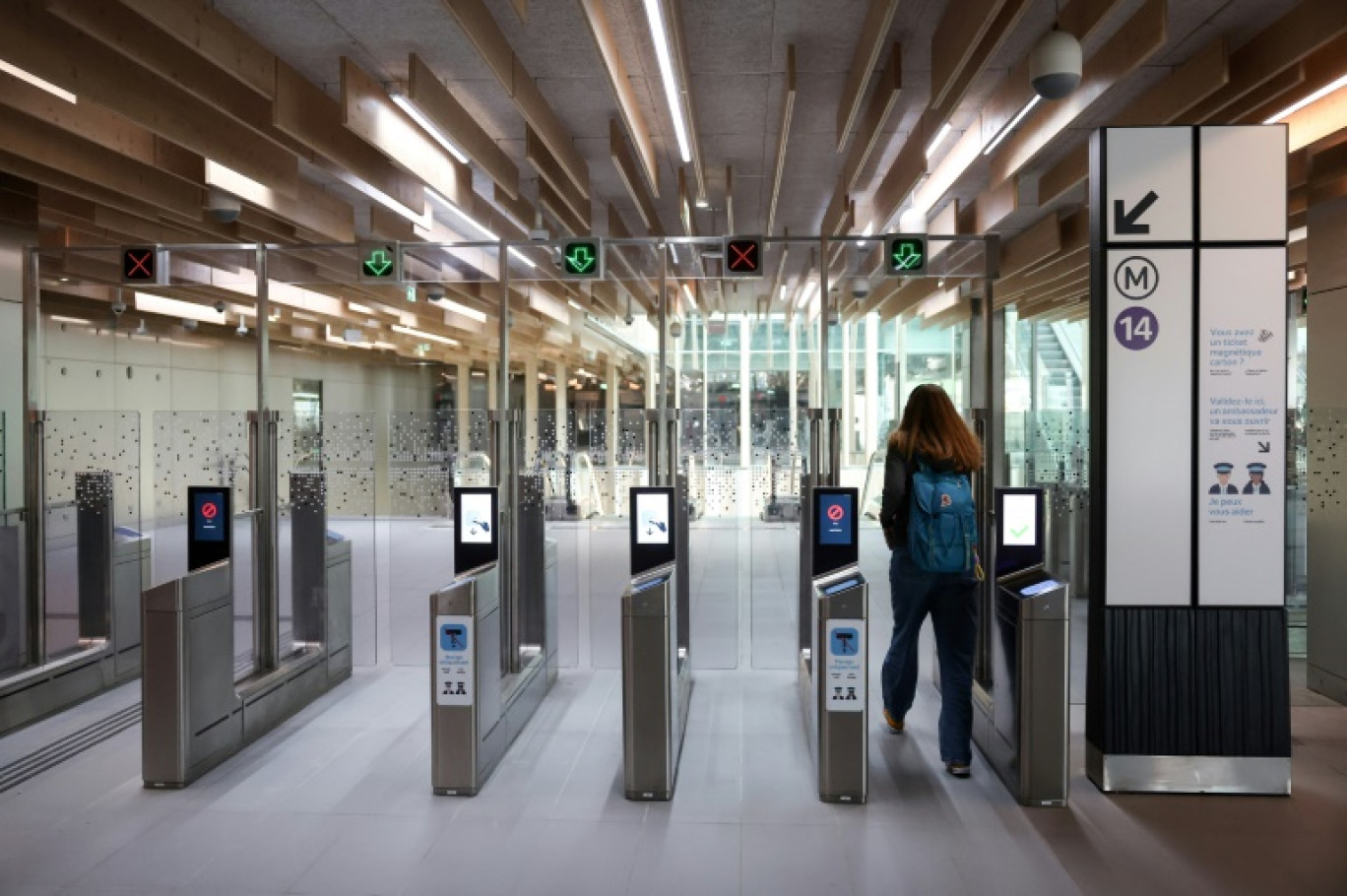 Les transports parisiens ont fait preuve d'efficacité, avec des trains et métros fréquents et peu remplis © EMMANUEL DUNAND