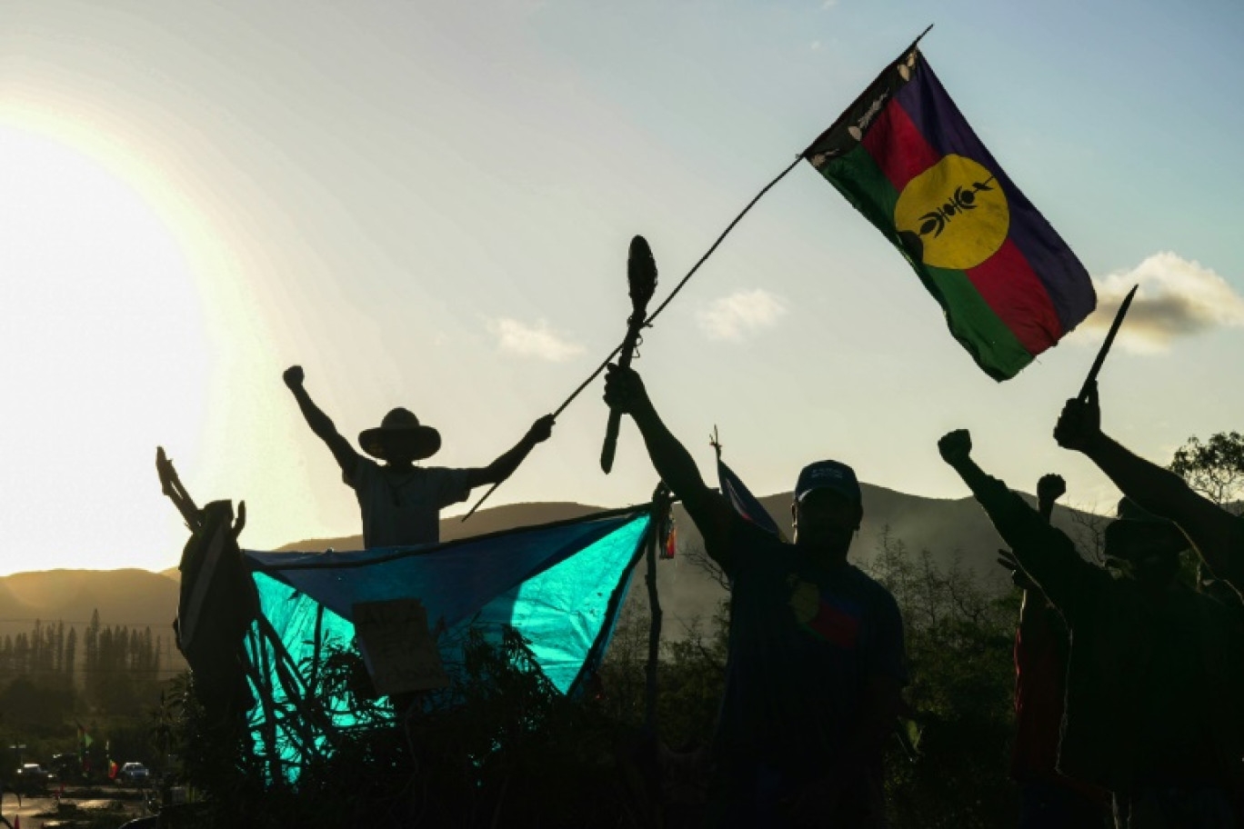 Des militants indépendantistes sur un barrage près de Koné, en Nouvelle-Calédonie, le 15 juin 2024 © Thomas BERNARDI