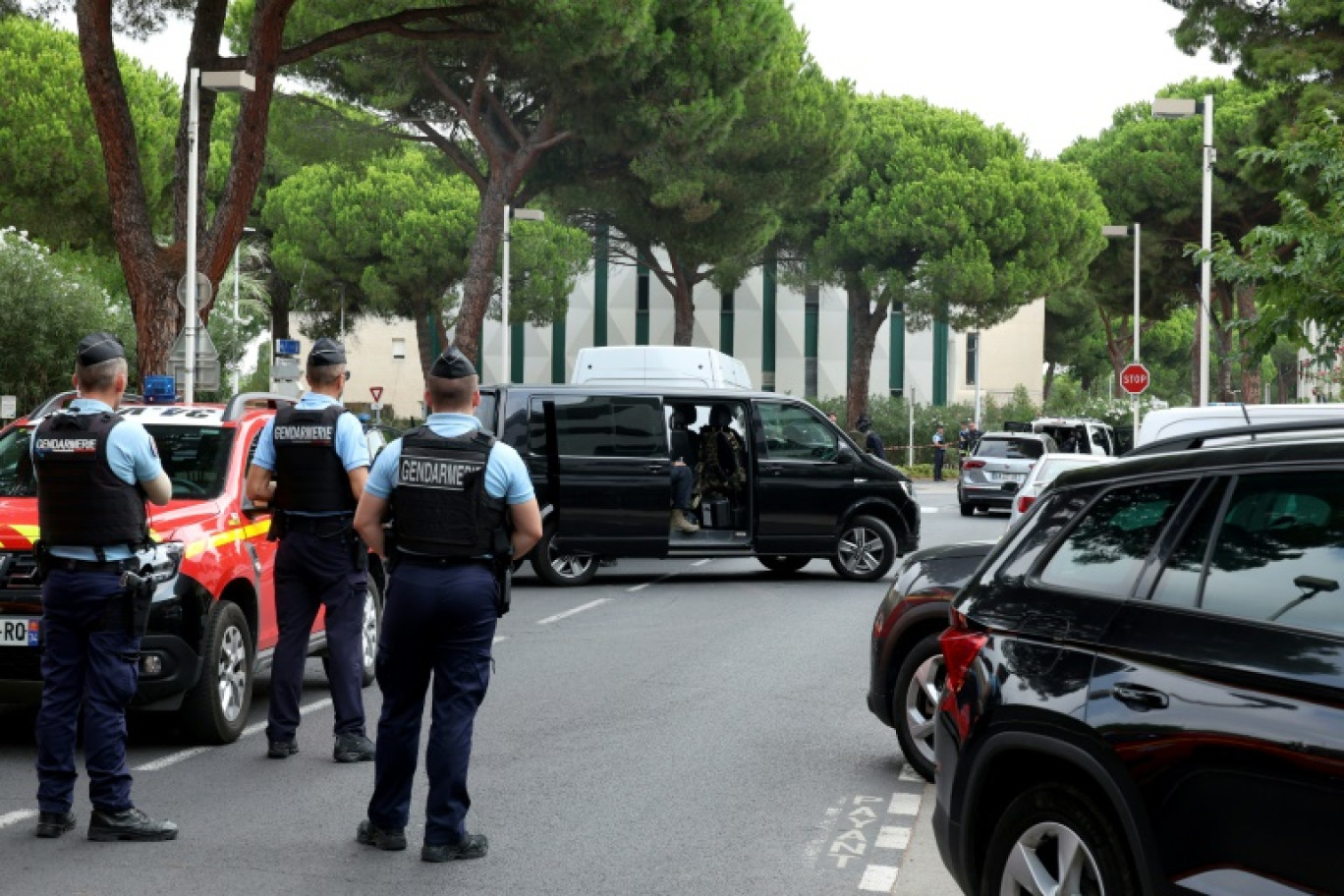 Image de caméra de vidéosurveillance  montrant le suspect de l'attaque contre la synagogue de la Grande-Motte (Hérault), le 24 août 2024 © -