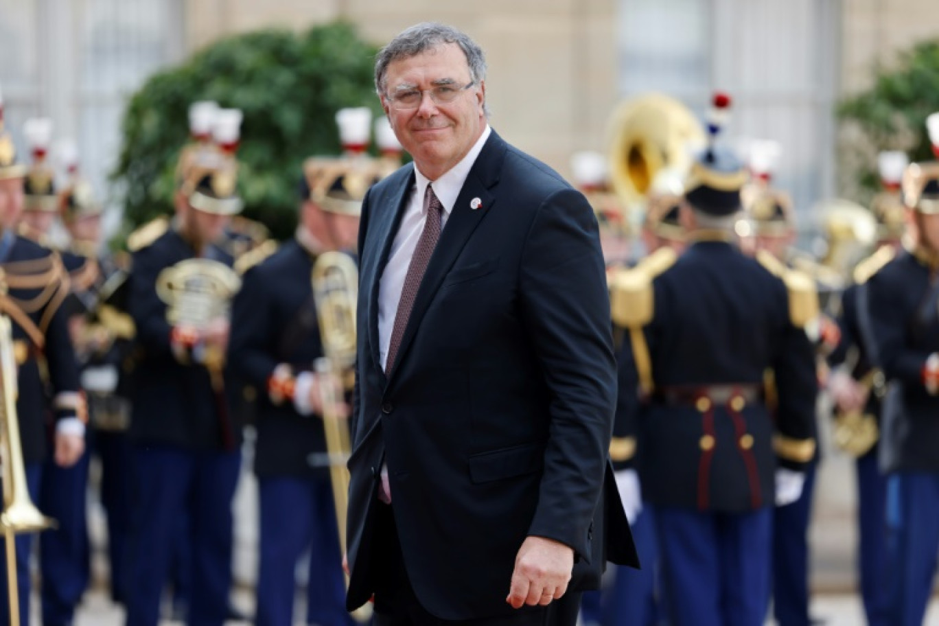 Le PDG de TotalEnergies Patrick Pouyanné arrive à l'Elysée pour participer à un dîner officiel le 8 juin 2024 à Paris © Ludovic MARIN