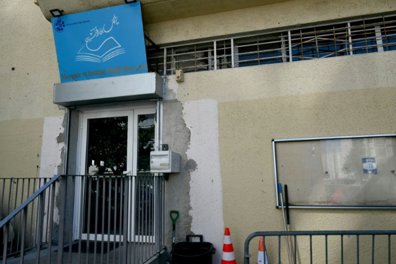 L'entrée de la mosquée des Bleuets et du bâtiment de l'institut Malik Ibn Anas à Marseille, le 20 août 2024 dans les Bouches-du-Rhône © Christophe SIMON