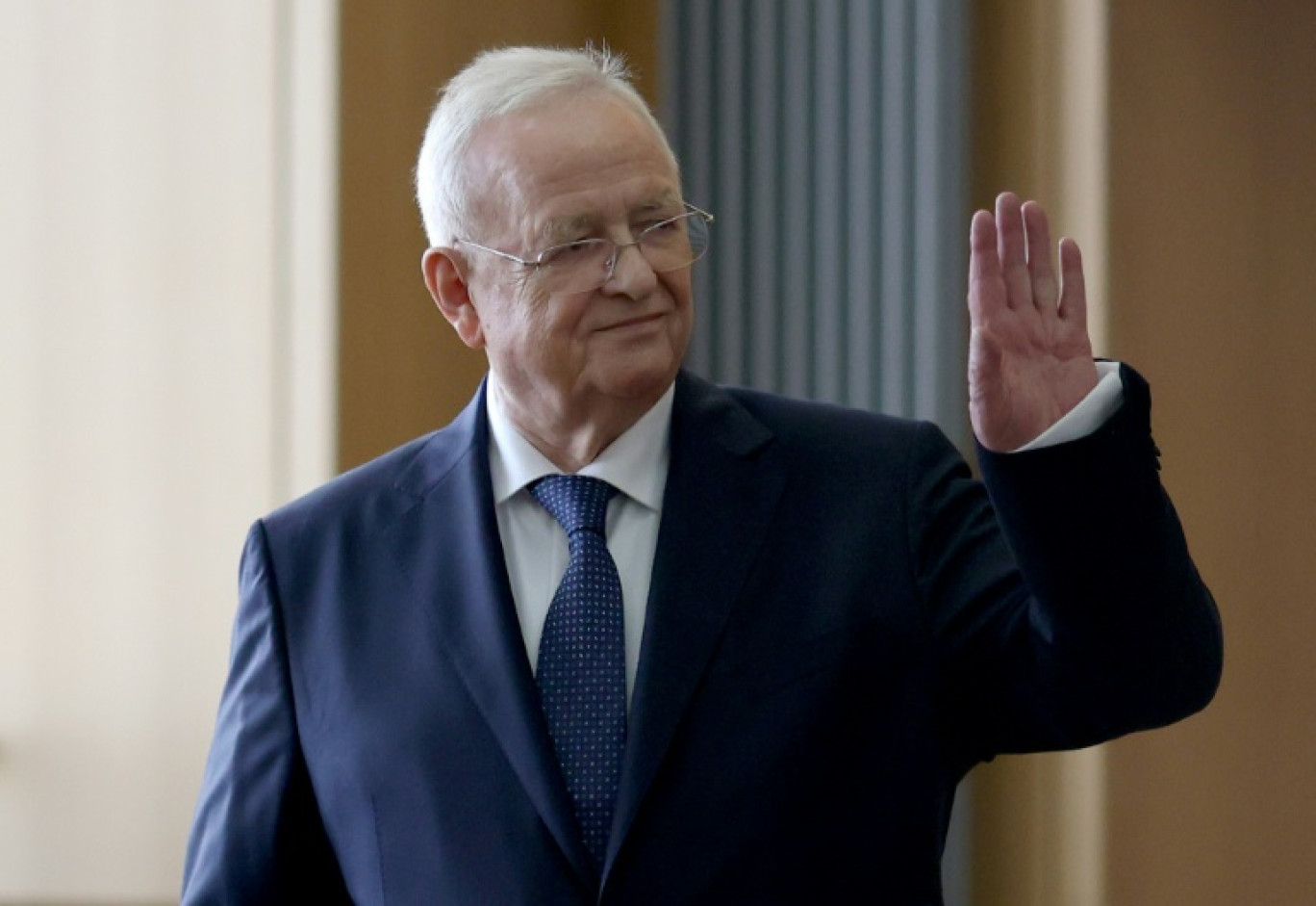 L'ancien PDG de Volkswagen, Martin Winterkorn, à son arrivée pour son procès au tribunal de Brunswick, dans le nord de l'Allemagne, le 3 septembre 2024 © Ronny HARTMANN