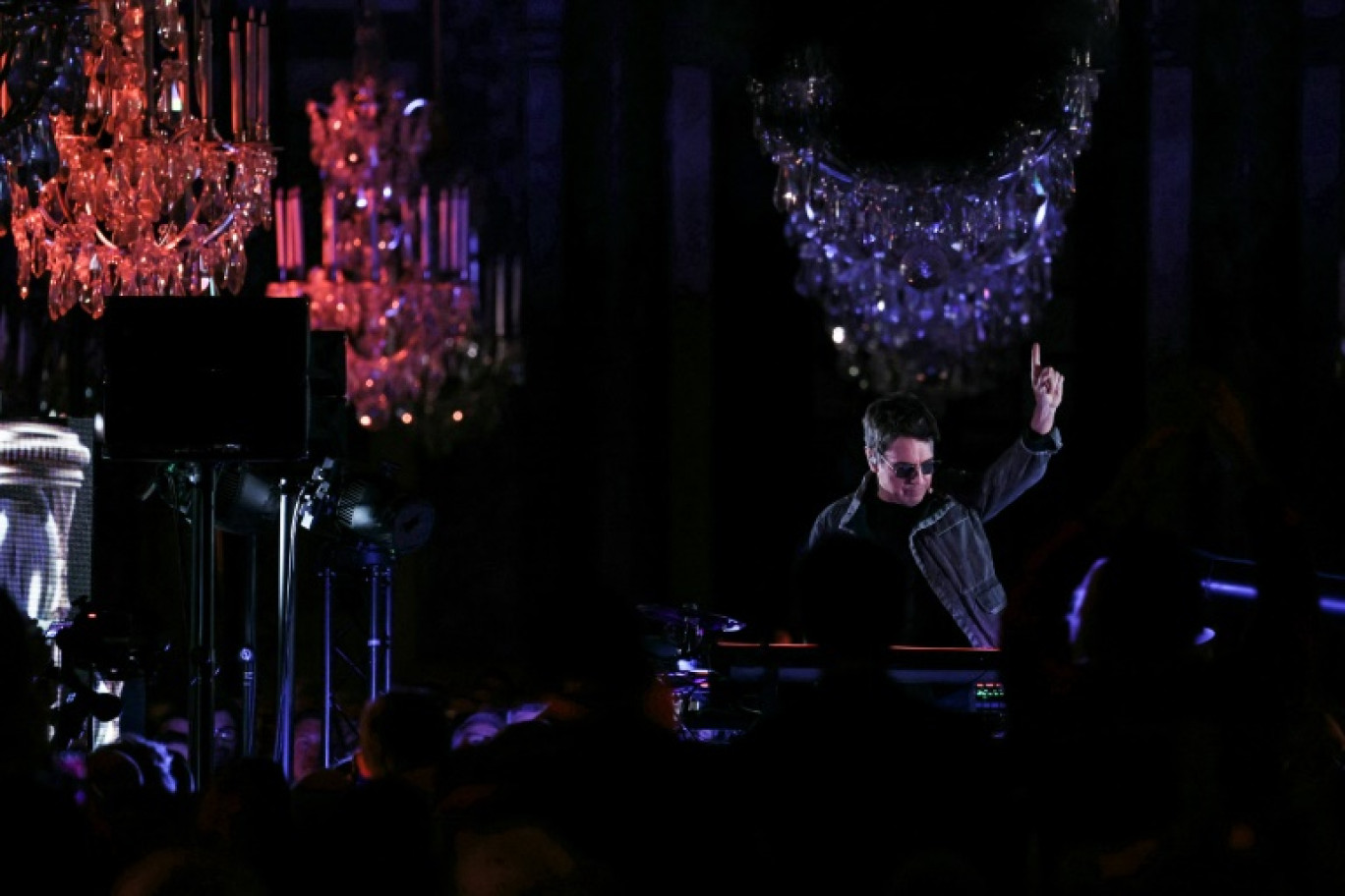 Le compositeur de musique électro français Jean-Michel Jarre, le 25 décembre 2023 à la Galerie des glaces du château de Versailles © Alain JOCARD