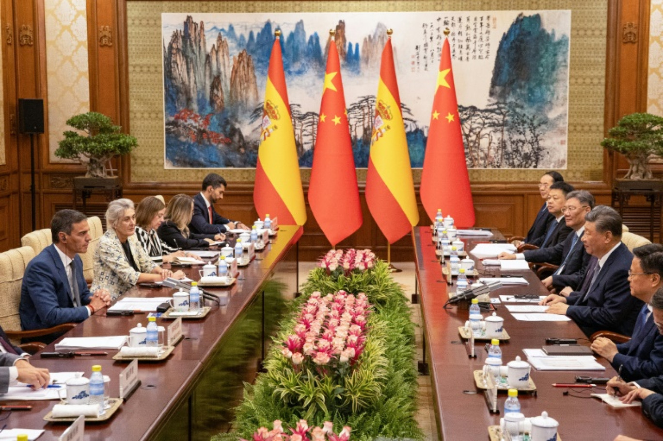 Le Premier ministre espagnol Pedro Sanchez a été reçu lundi par le président chinois Xi Jinping à Pékin, où il a plaidé pour un "ordre commercial équitable" © ANDRES MARTINEZ CASARES