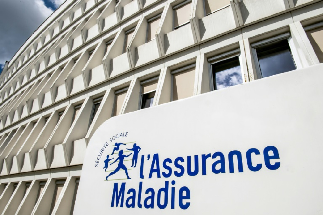 L'Assurance maladie alerte sur la croissance "non soutenable" des dépenses liées aux arrêts de travail, et appelle politiques et partenaires sociaux à se saisir du sujet © PHILIPPE HUGUEN