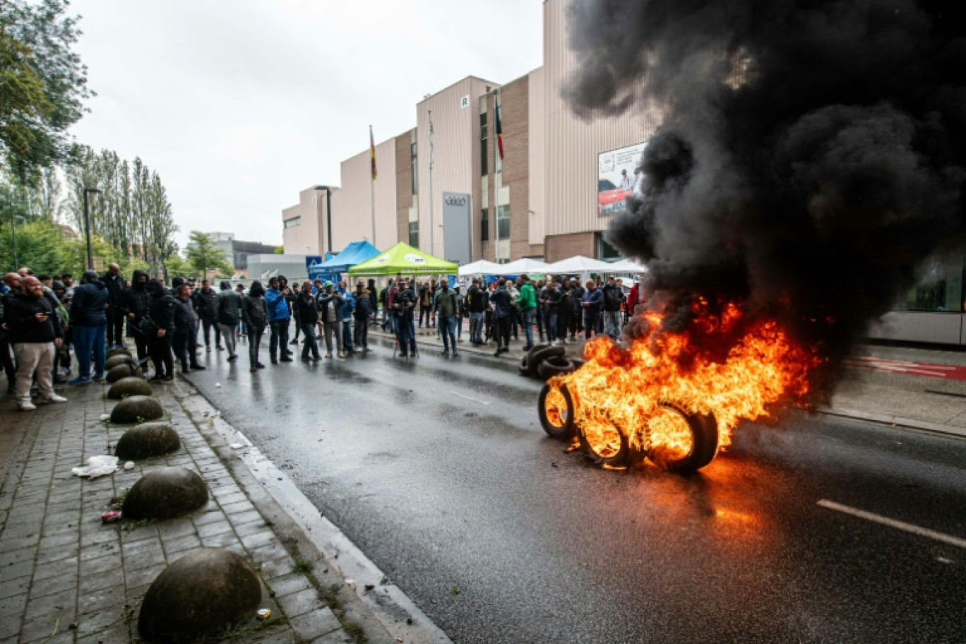 Manifestation en soutien aux salariés d'une usine Audi menacée de fermeture, le 16 septembre 2024 à Bruxelles © Nicolas TUCAT