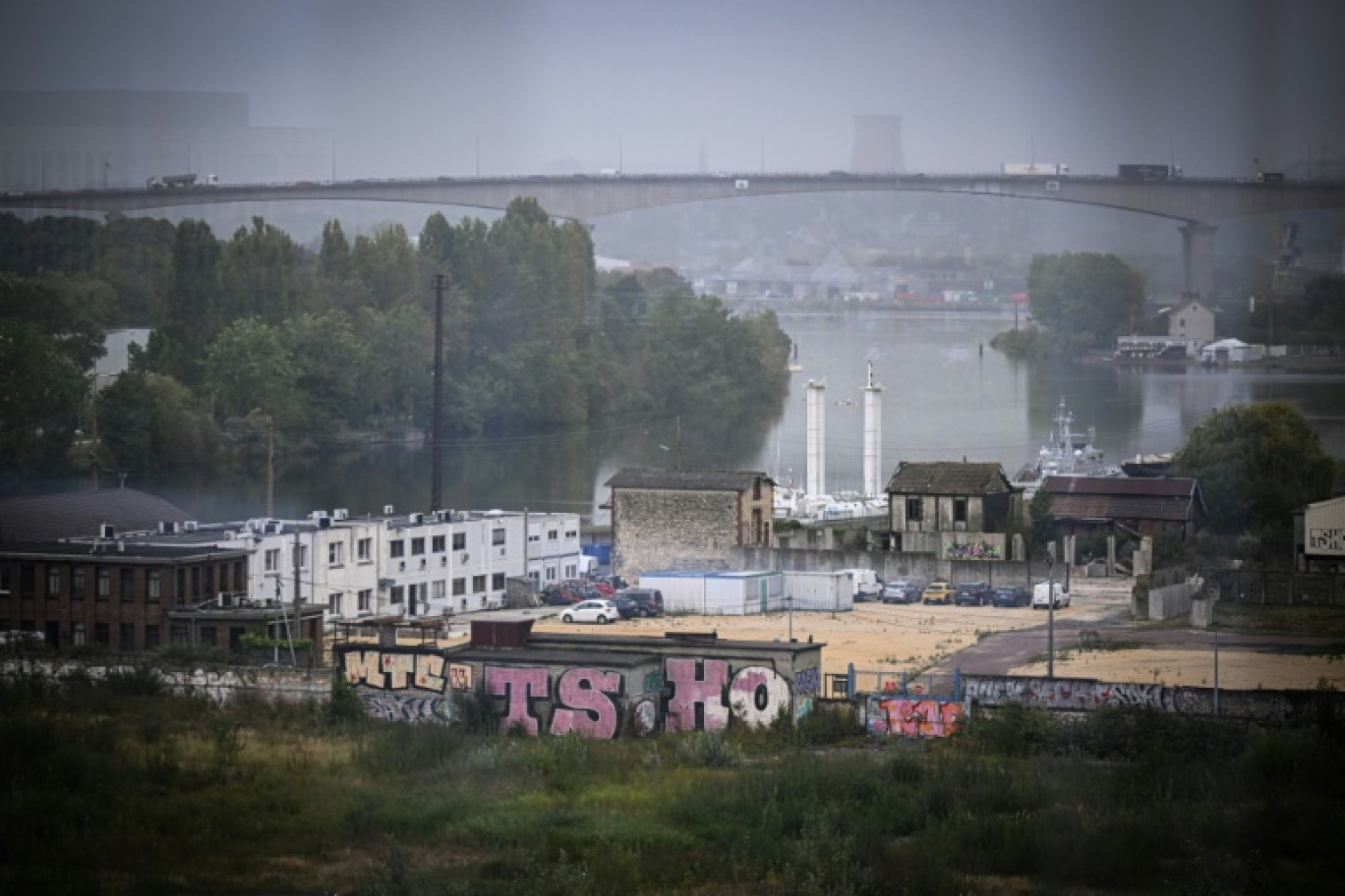 Vue de la "presqu'île" de Caen (France), le 16 septembre 2024: "si la mer monte d'un mètre, ici c'est inondé toutes les semaines" © LOU BENOIST