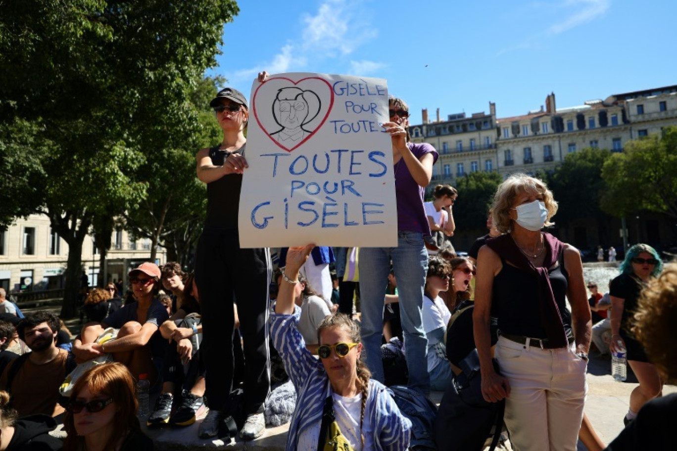 Manifestation à Marseille le 14 septembre 2024 en soutien aux victimes de violences sexuelles dont Gisèle Pelicot © Clement MAHOUDEAU