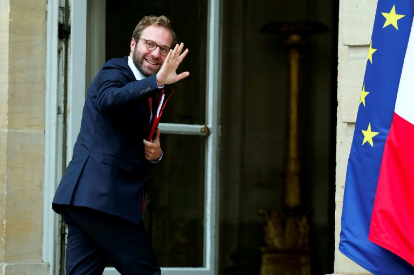 Le nouveau ministre de l'Economie Antoine Armand arrive à l'hôtel Matignon, le 24 septembre 2024 à Paris © Thomas SAMSON