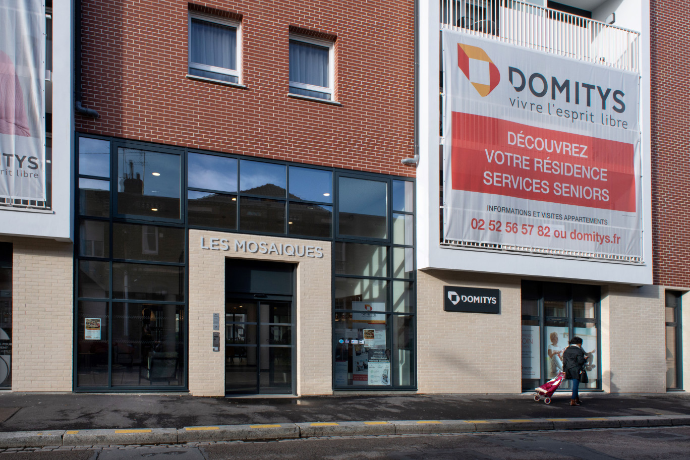 La résidence Domitys de Rouen accueille gratuitement un étudiant contre quelques heures de présence auprès des seniors. (@Domitys)