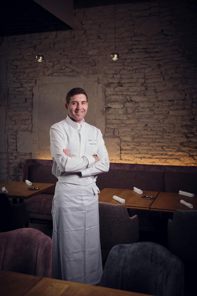 Lulian Fistos,le nouveau chef de Loiseau des Ducs. (c) Jonathan Thevenet/Groupe Bernard Loiseau