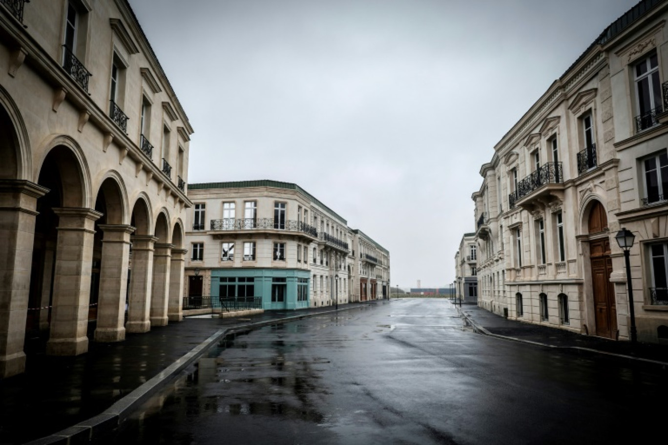 Une vue du studio en extérieur Paris plein champ à Coulommiers, en Seine-et-Marne, le 2 octobre 2024 © STEPHANE DE SAKUTIN