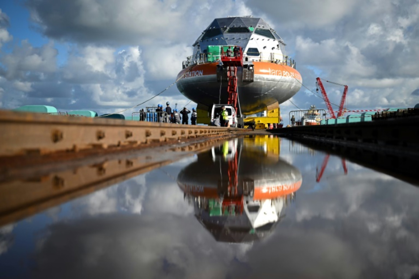 La station polaire Tara, le 1er octobre 2024, à Cherbourg, dans la Manche © LOU BENOIST