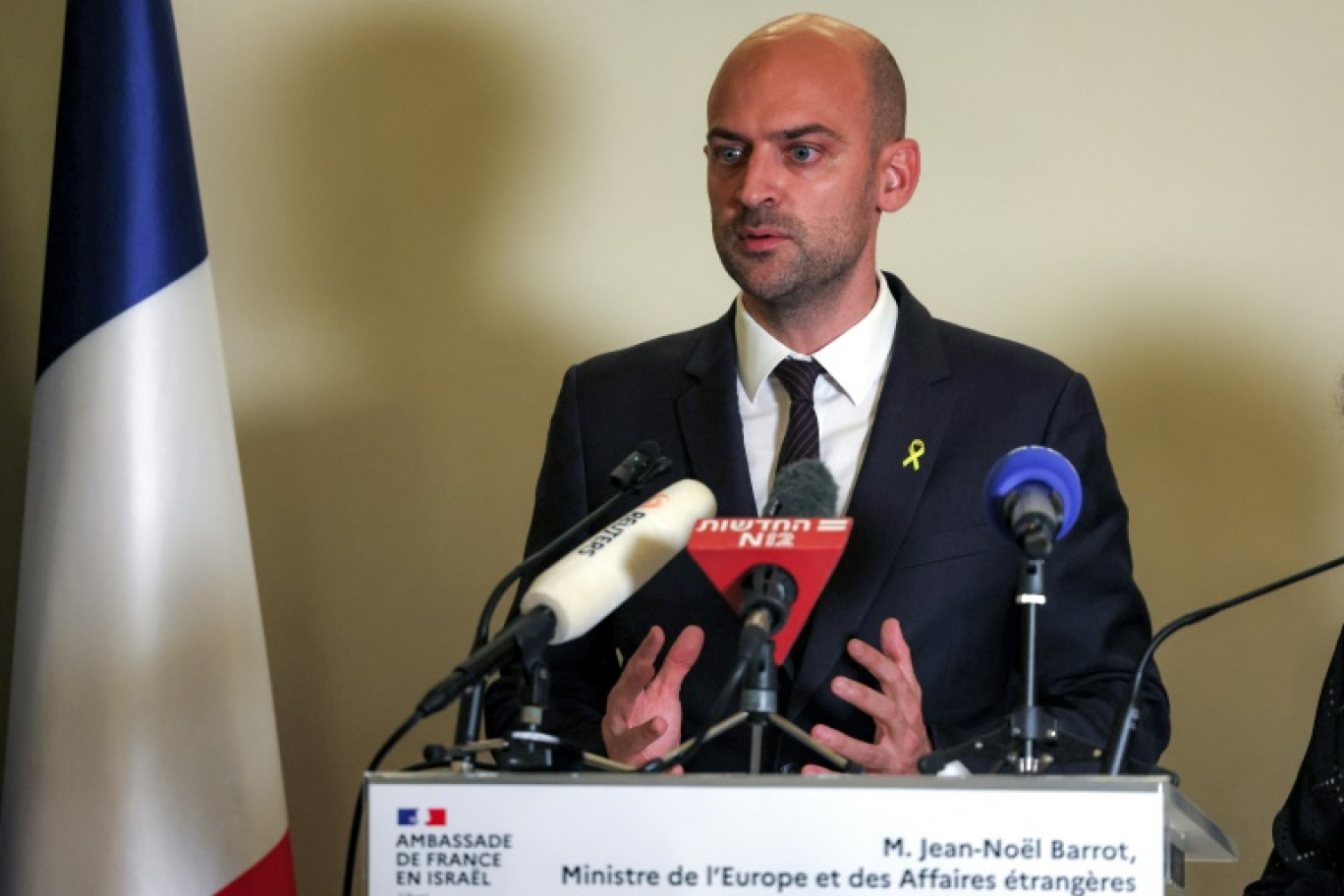 Le ministre des Affaires étrangères Jean-Noël Barrot, tient une conférence de presse à Jérusalem le 7 octobre 2024, après sa rencontre avec son homologue israélien © Ahmad GHARABLI