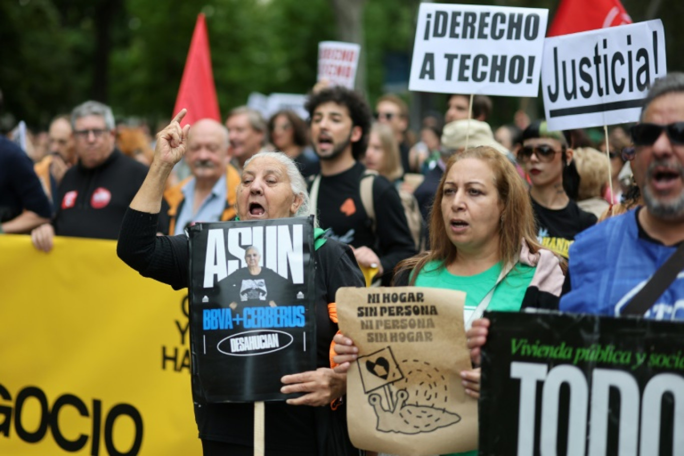 Manifestation pour réclamer le droit à un logement décent, le 13 octobre 2024 à Madrid © Thomas COEX