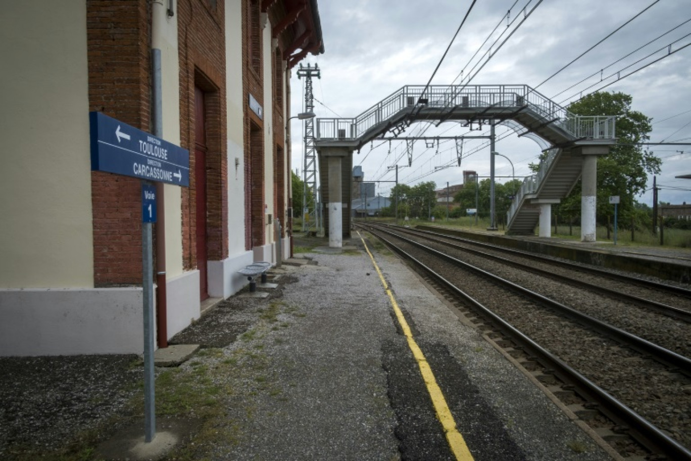 Le trafic ferroviaire sera totalement interrompu sur plusieurs lignes au nord et au nord-est de Toulouse pour toute la journée de jeudi pour cause de "vents violents, pluies et orages" © Eric CABANIS