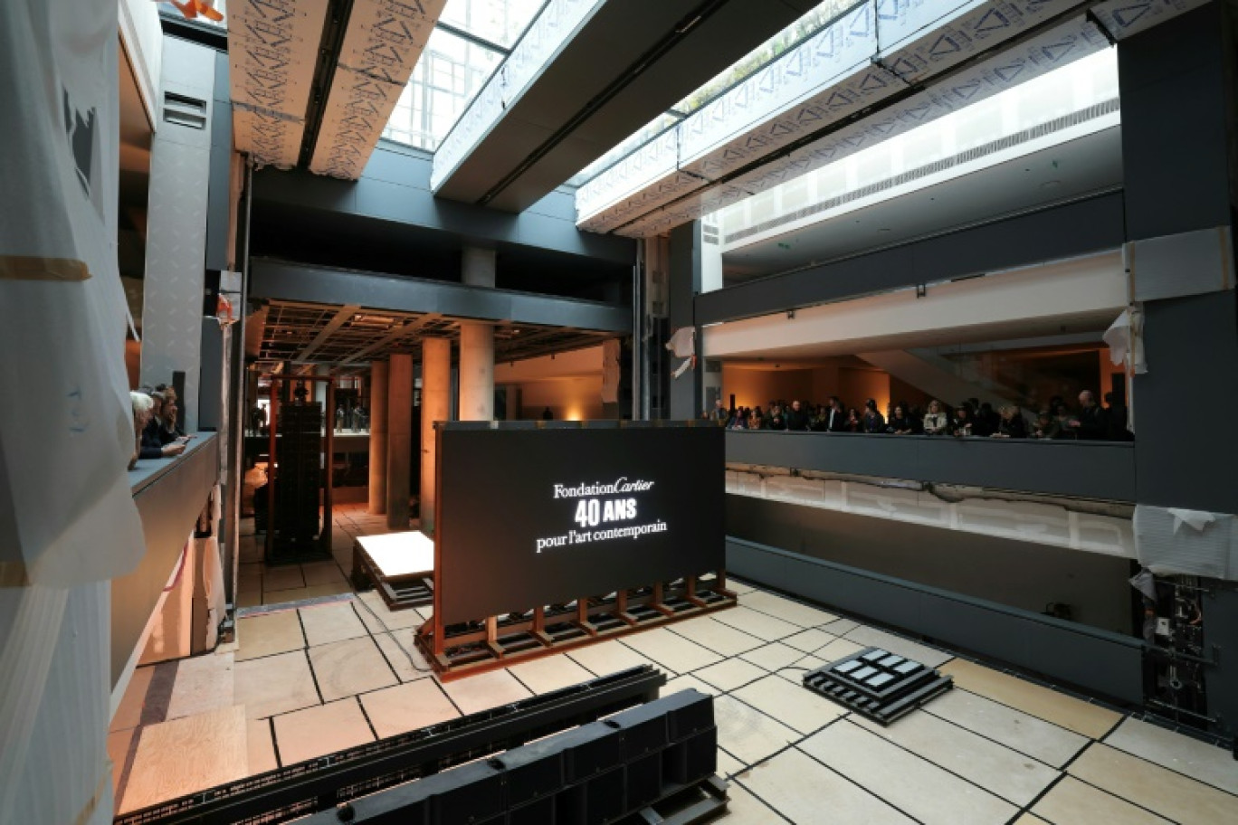 L'intérieur de la nouvelle Fondation Cartier pour l'art contemporain, construite à l'occasion du 40e anniversaire de la fondation, lors d'une visite de presse à Paris, le 18 octobre 2024 © Thomas SAMSON