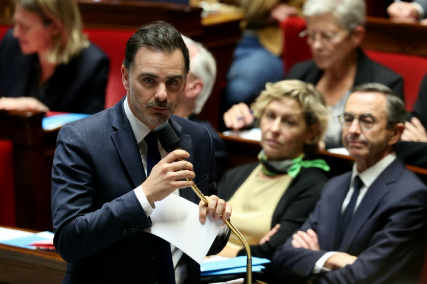 Le ministre du Budget et des Comptes publics Laurent Saint-Martin s'adresse aux députés à l'Assemblée nationale, le 15 octobre 2024 à Paris © ALAIN JOCARD