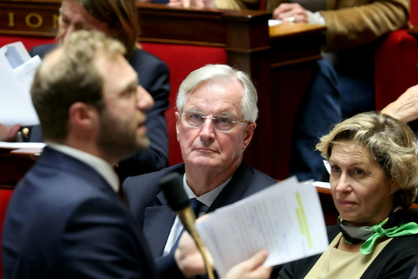 Le rapporteur général du budget, Charles de Courson (g) et le président  de la Commission des Finances Eric Coquerel lors d'une séance de débat sur la première partie du projet de loi de finances 2025 à l'Assemblée nationale, le 21 octobre 2024 à Paris © Ludovic MARIN