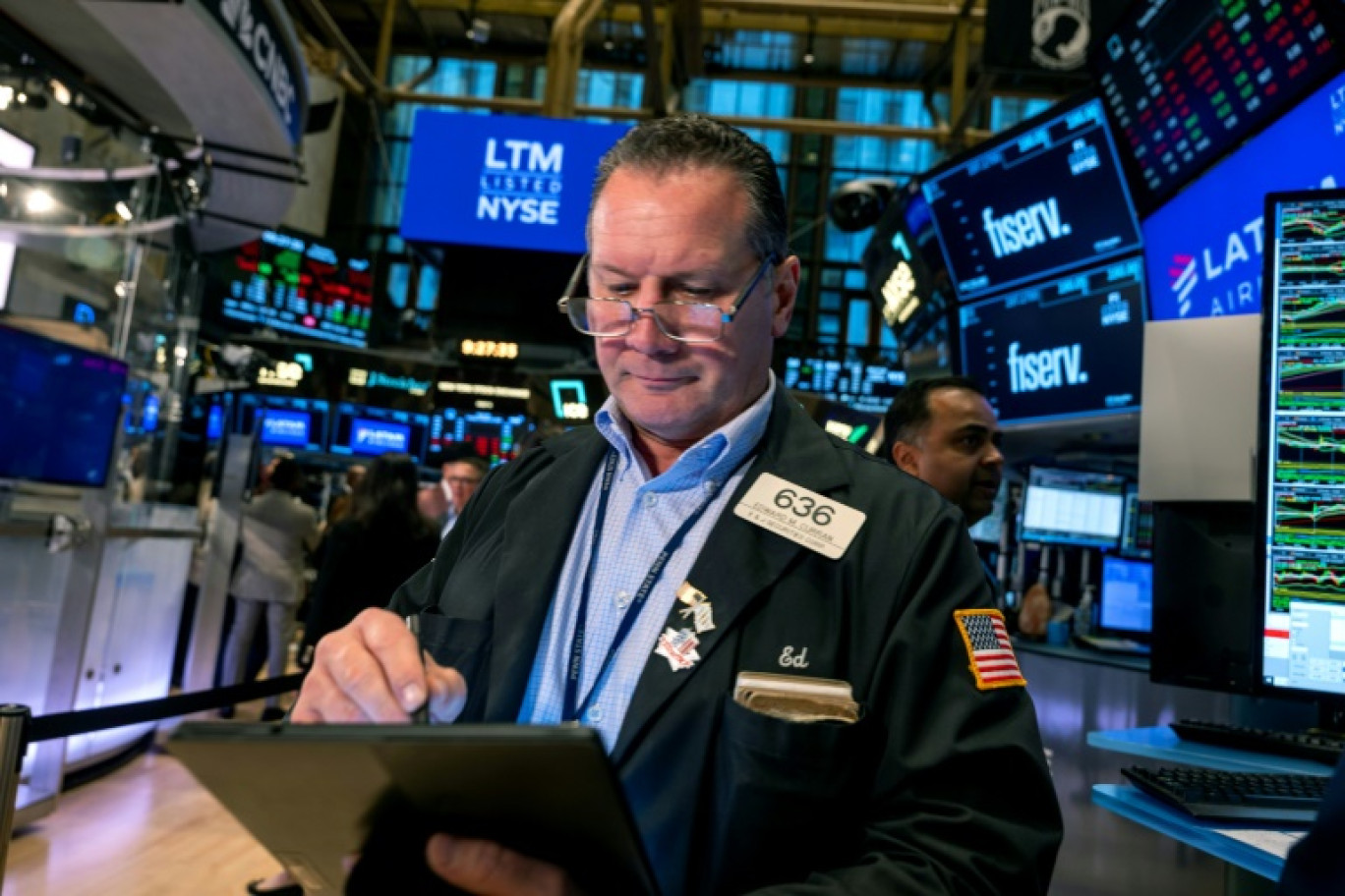 Un opérateur du New York Stock Exchange © SPENCER PLATT