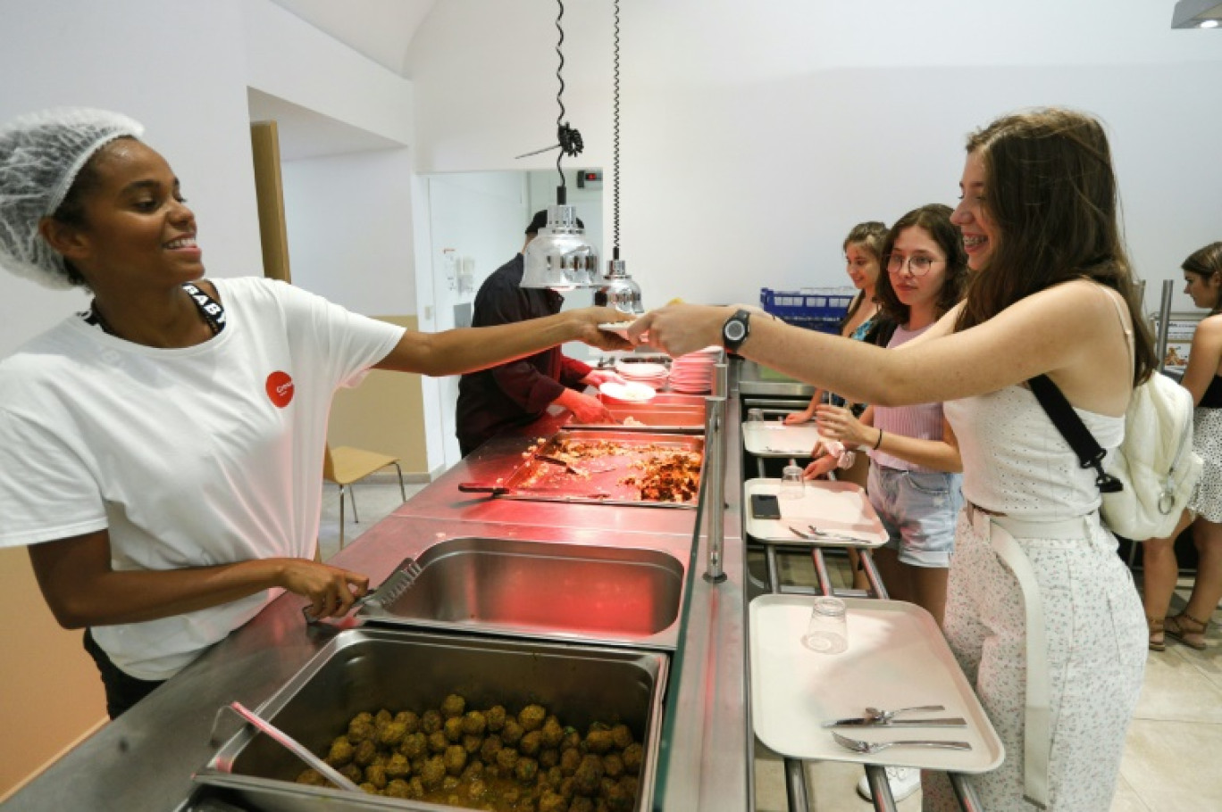 Le repas a un euro a été mis en place en 2020 à destination des étudiants boursiers et étendu depuis aux non-boursiers en situation de précarité © Pascal POCHARD-CASABIANCA