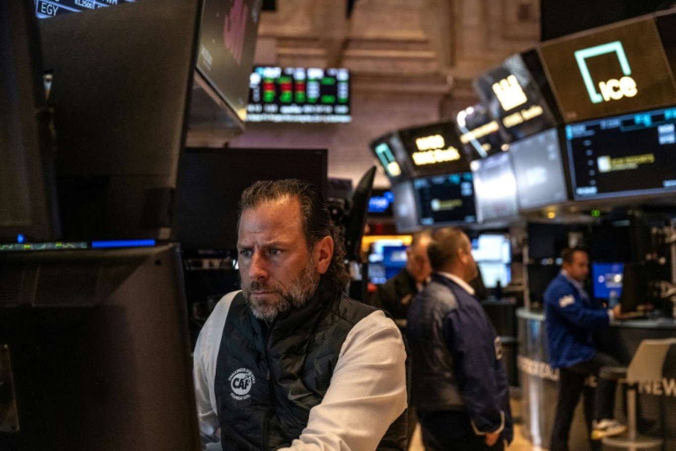 Un opérateur du New York Stock Exchange © STEPHANIE KEITH