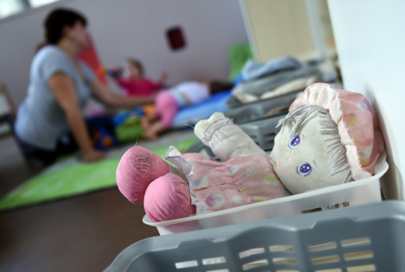 La ministre chargée de la Petite enfance, Agnès Canayer, évoque, dans une interview publiée jeudi, la mise en oeuvre d'une réforme "d'ici 2028" du mode de financement des crèches © LOIC VENANCE