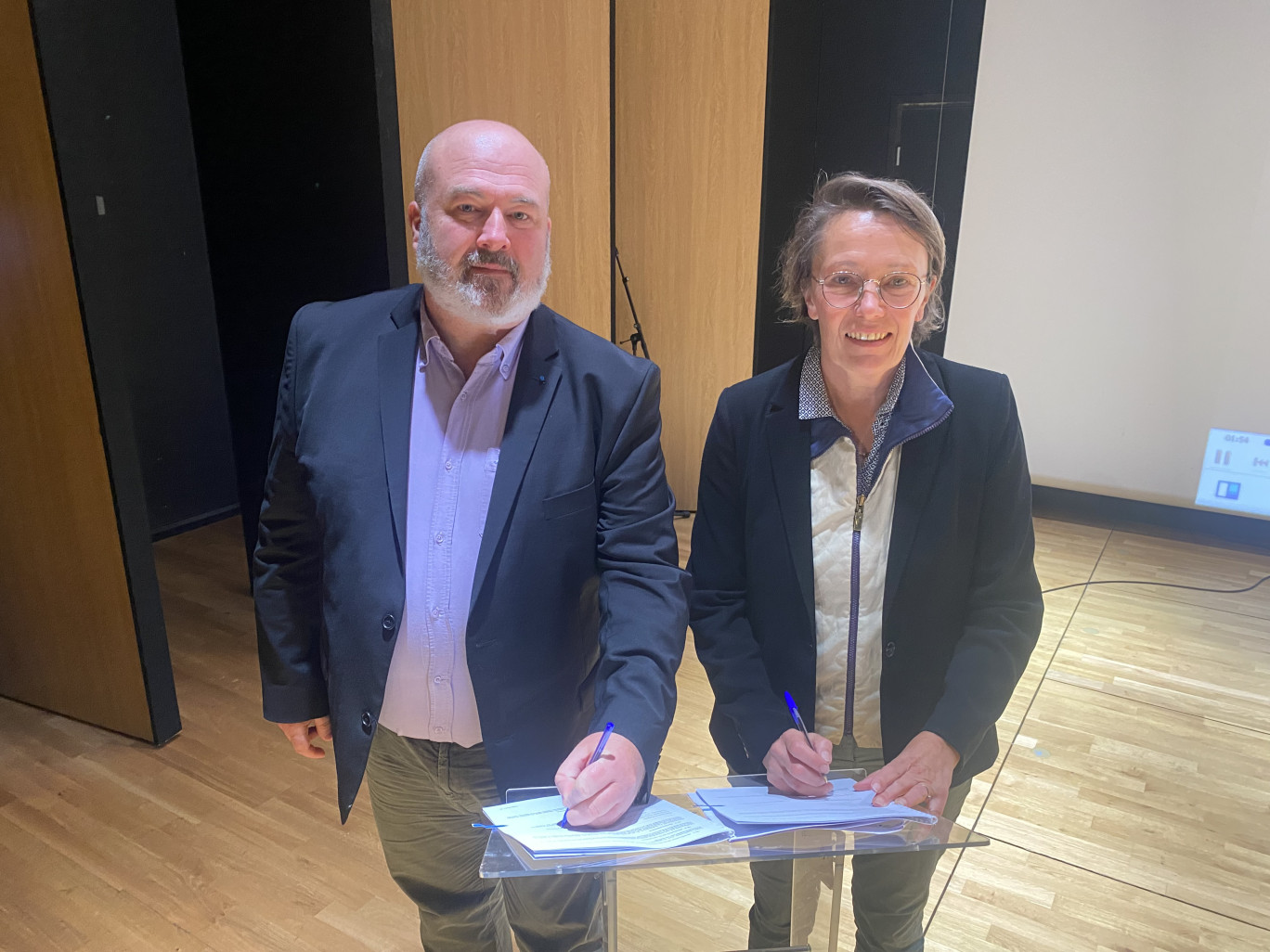 Christophe Lépine, président du conservatoire d’espaces naturels des Hauts-de-France, et Patricia Poupart, présidente du PNR Baie de Somme et conseillère régionale.